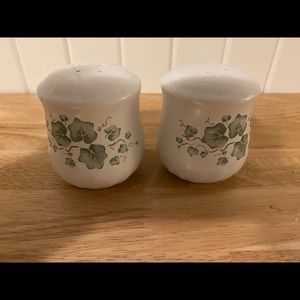 Corelli, Callaway, salt and pepper shakers
